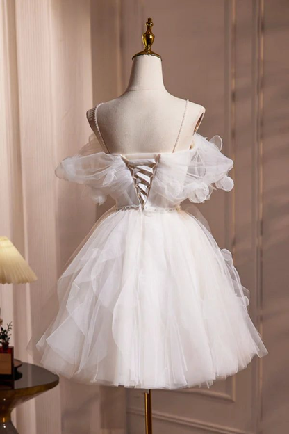 Robe de soirée courte en tulle à bretelles spaghetti, coupe trapèze, J7624