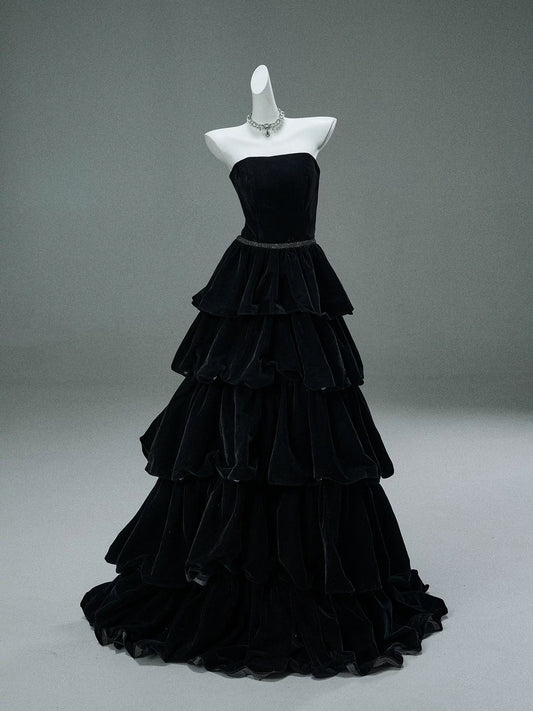 Trägerloses schwarzes gestuftes A-Linien-Ballkleid mit langem Samt-Geburtstagskleid J8435