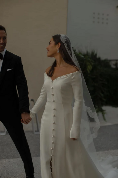 Robe de mariée sirène élégante blanc cassé, longue, J8106