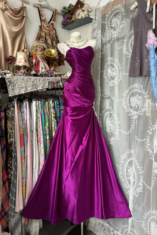 Robe de soirée longue sirène fuchsia en satin J8811