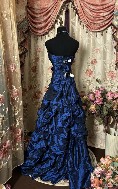 Sweetheart Blue Satin Vintage Prom Dress Beaded Formal Evening Dress J8086