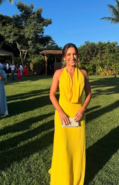 Robe de soirée de mariage en mousseline jaune à col licou J7405