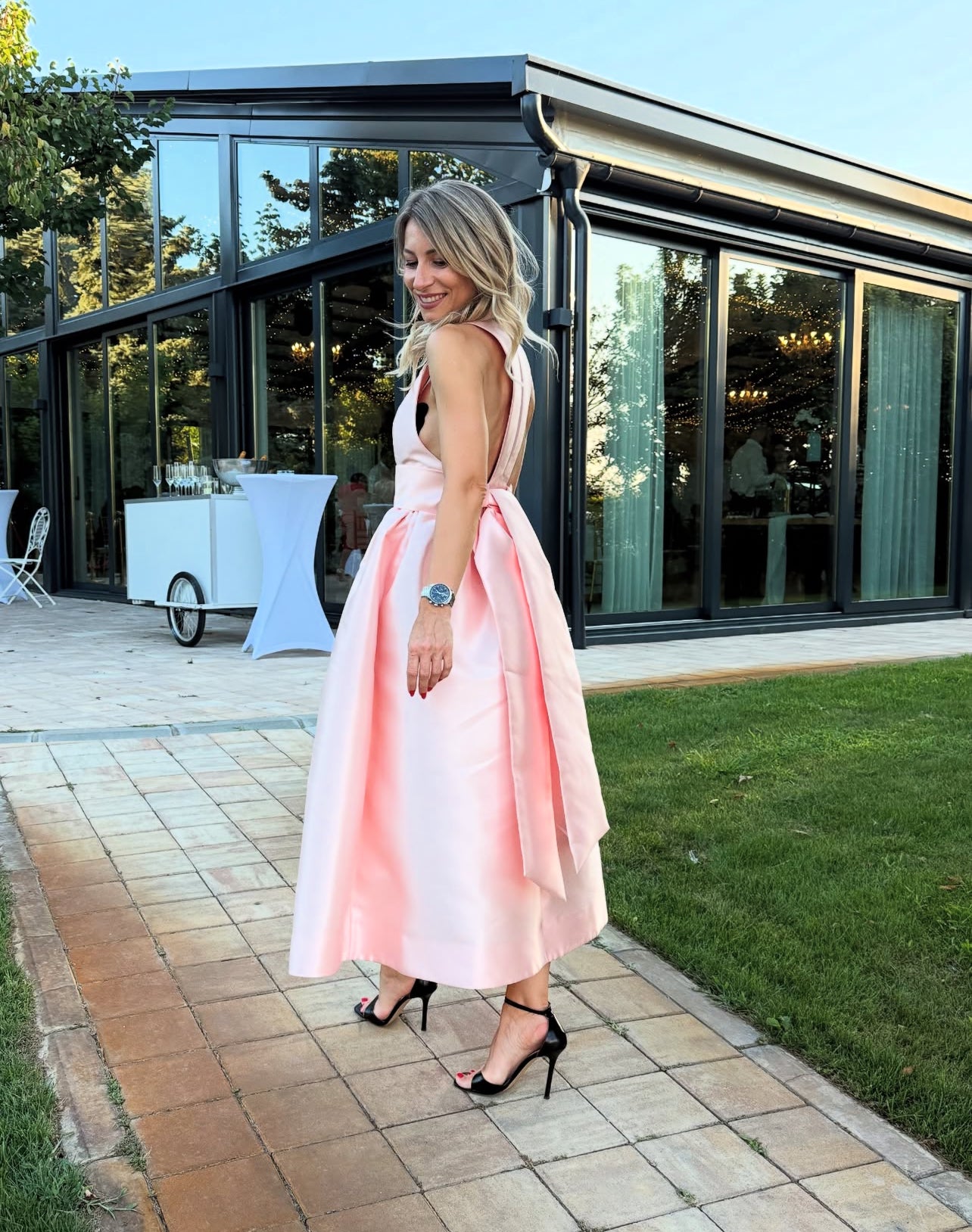 Robe de bal en satin rose à col en V et coupe trapèze, robe d'invitée de mariage J7812