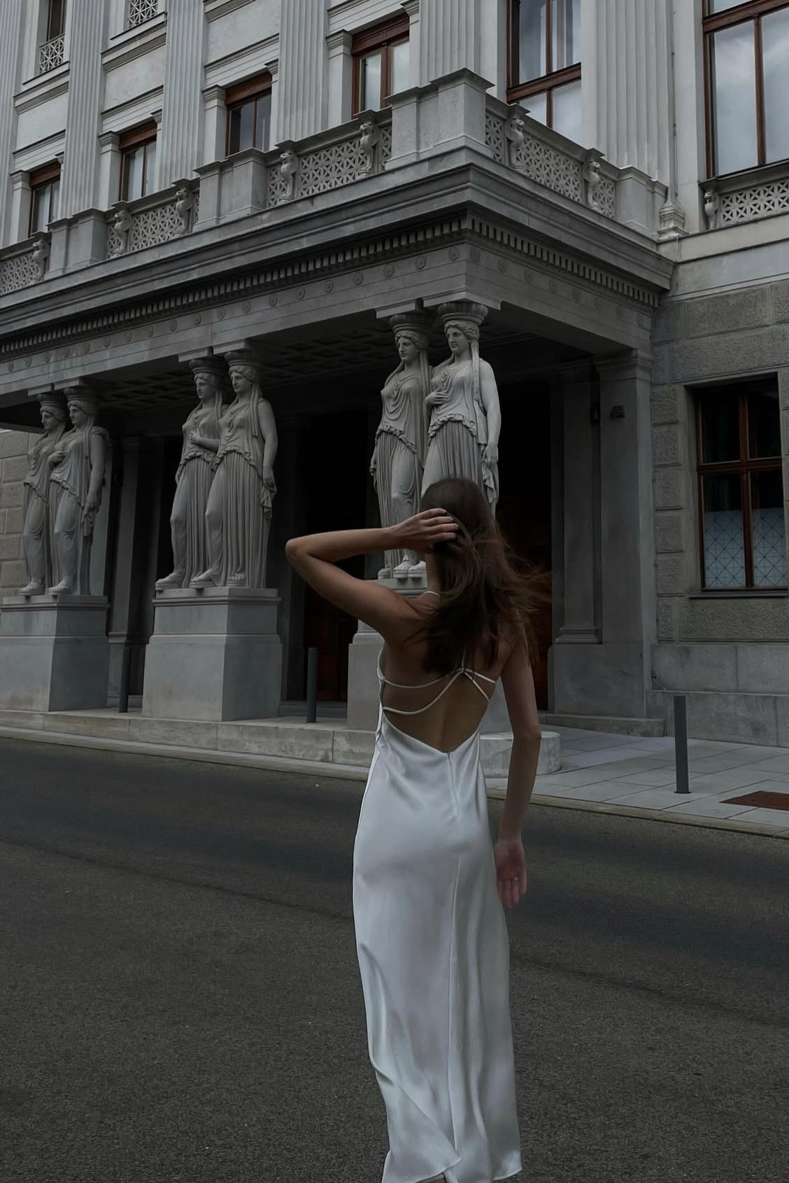 V Neck White Long Prom Dress Backless Birthday Dress J7825