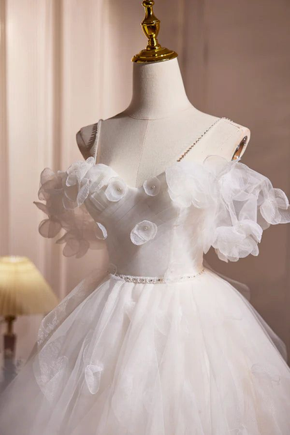 Robe de soirée courte en tulle à bretelles spaghetti, coupe trapèze, J7624