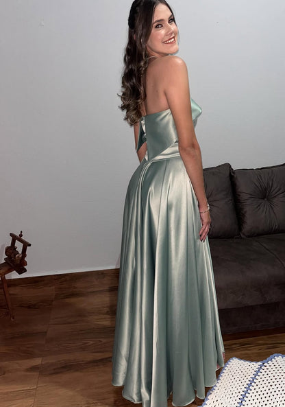 Robe de demoiselle d'honneur en satin coupe A, robe d'invitée de mariage J7761