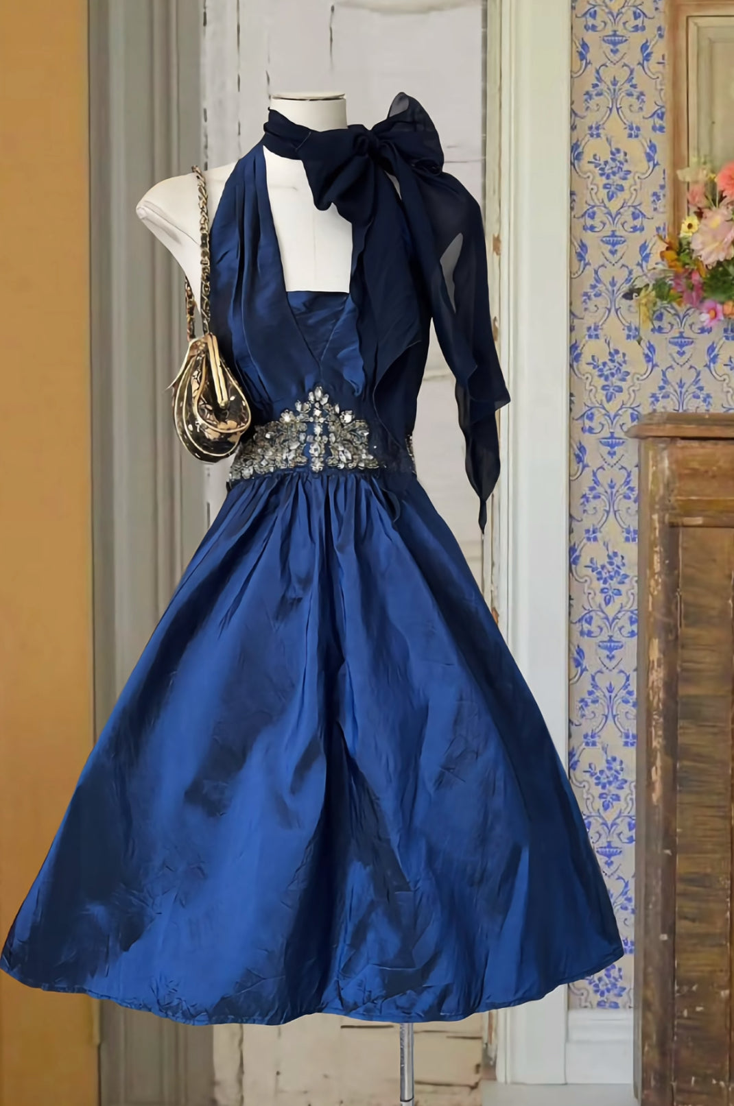 Robe de soirée fourreau noire sexy longue avec fente J8826