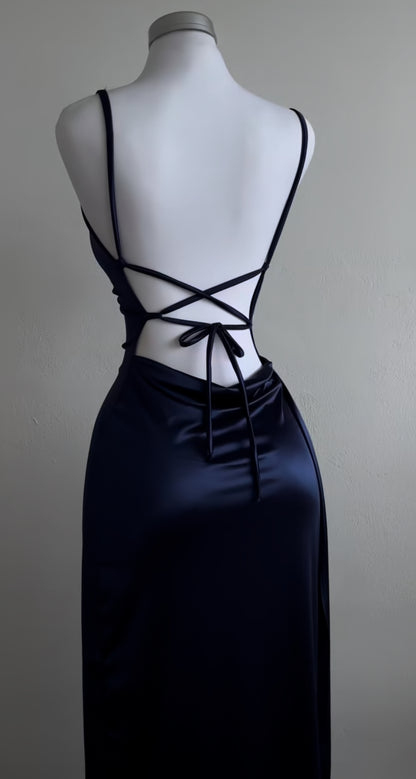 Robe de bal longue bleu marine à bretelles spaghetti et dos nu, robe de soirée sexy J8592