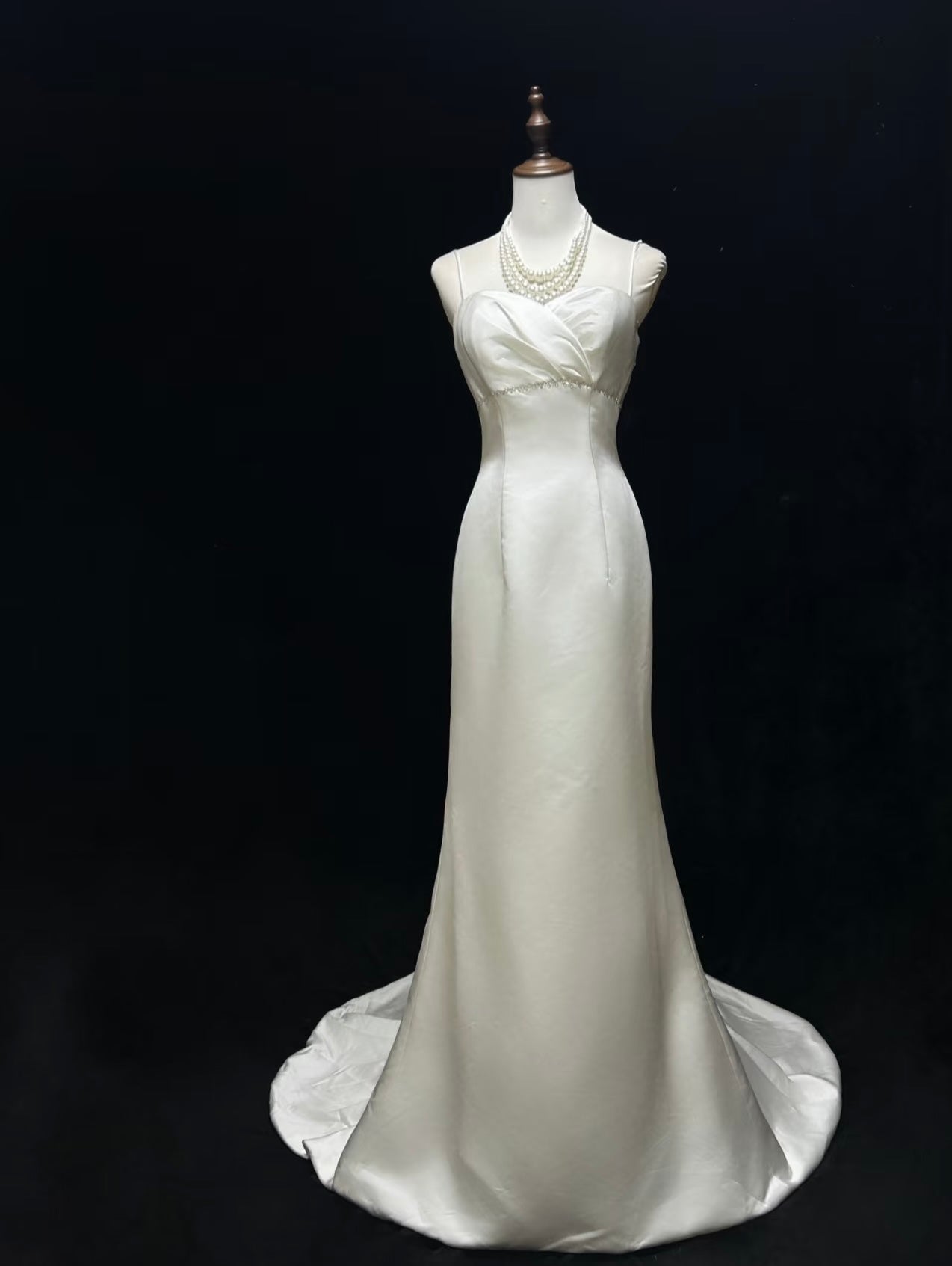 Spaghetti Straps Mermaid White Wedding Dress Satin Bridal Dress J7979