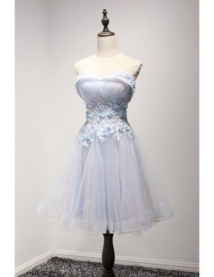 Robe de soirée courte en tulle, coupe trapèze, décolleté en cœur, avec applications, J7627
