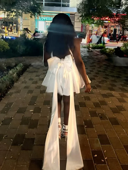 Robe de soirée courte blanche coupe trapèze J7492