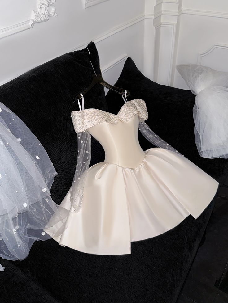 Schulterfreies A-Linien-Geburtstagskleid, kurzes Ballkleid J7235