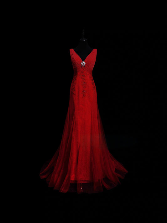 Robe de soirée longue rouge style sirène à col en V et appliques J8424