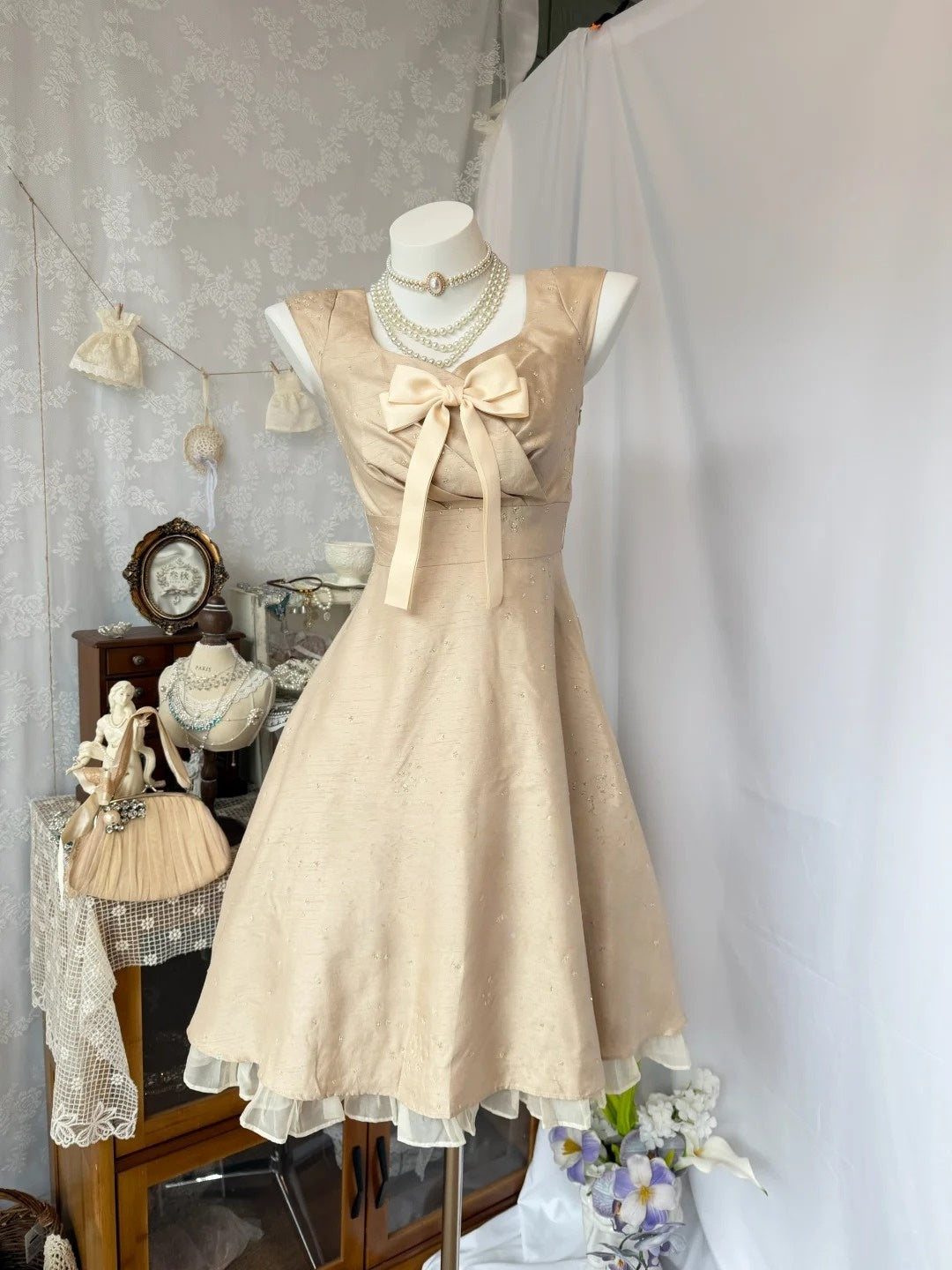 Trägerloses silbernes Vintage-Abendkleid, A-Linie, Geburtstagskleid J9370