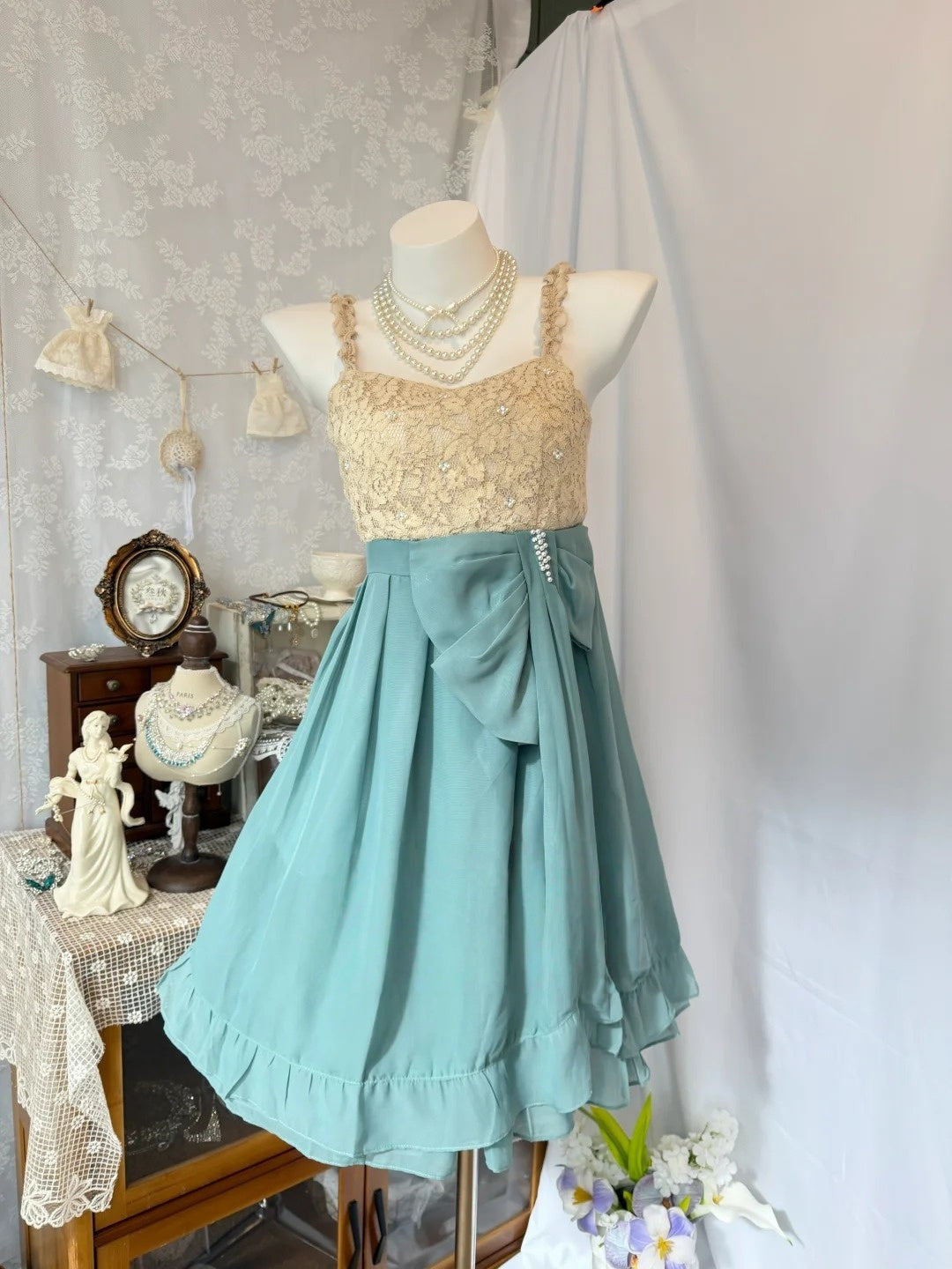 Trägerloses silbernes Vintage-Abendkleid, A-Linie, Geburtstagskleid J9370