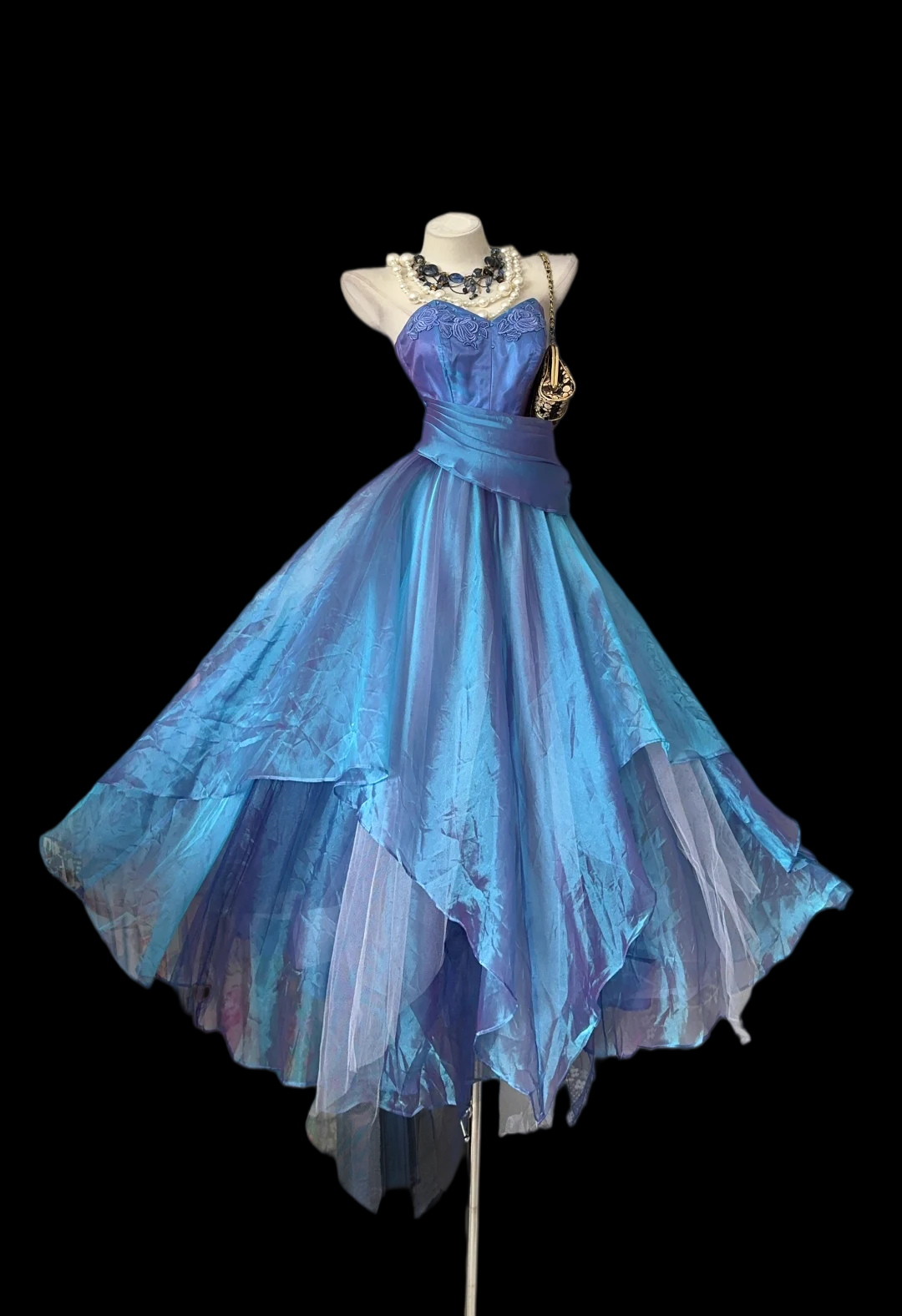 Robe de bal bustier violette en satin avec appliques, robe de soirée formelle J9413