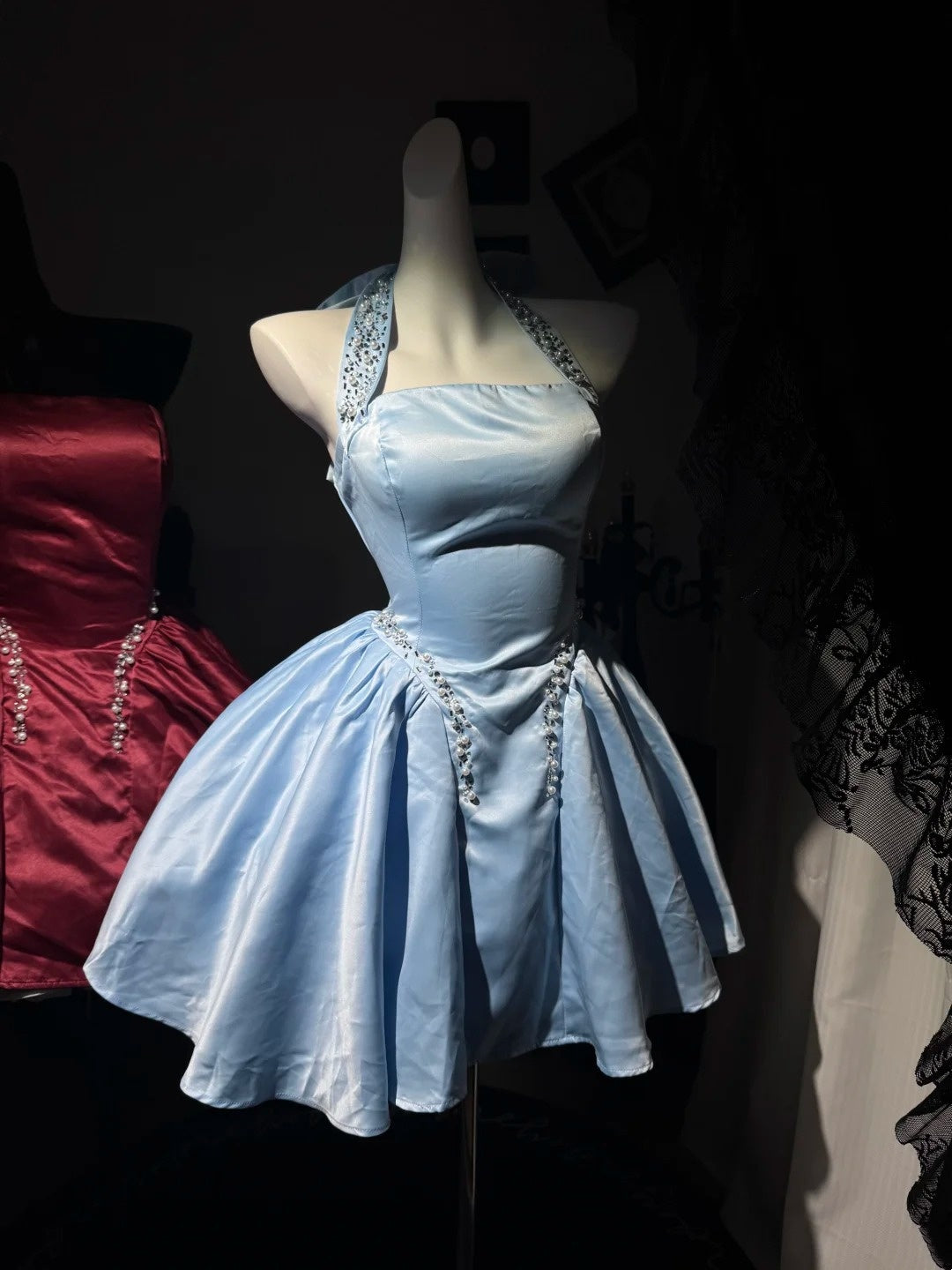 Robe de bal bustier violette en satin avec appliques, robe de soirée formelle J9413