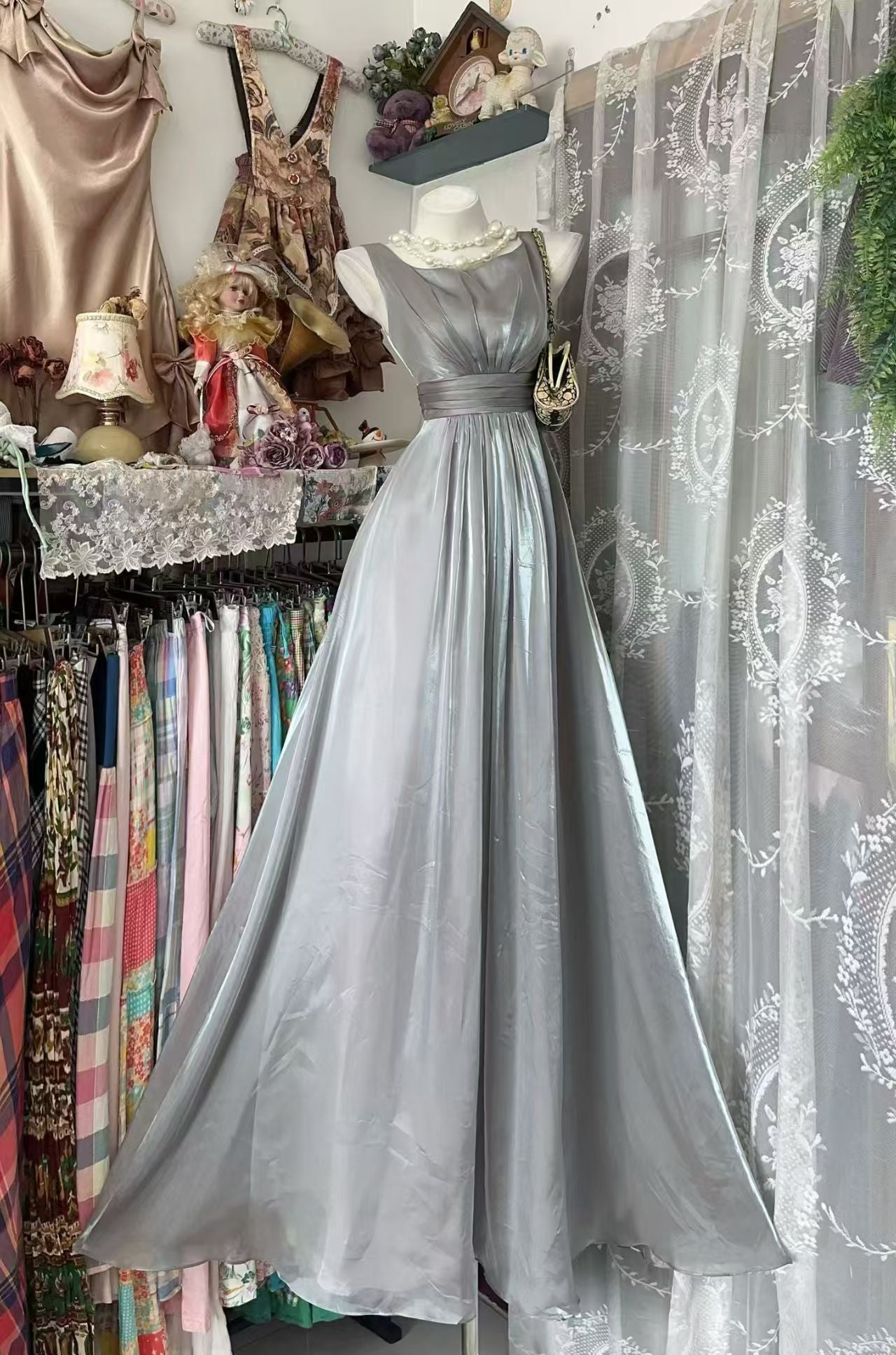 Robe de bal bustier violette en satin avec appliques, robe de soirée formelle J9413