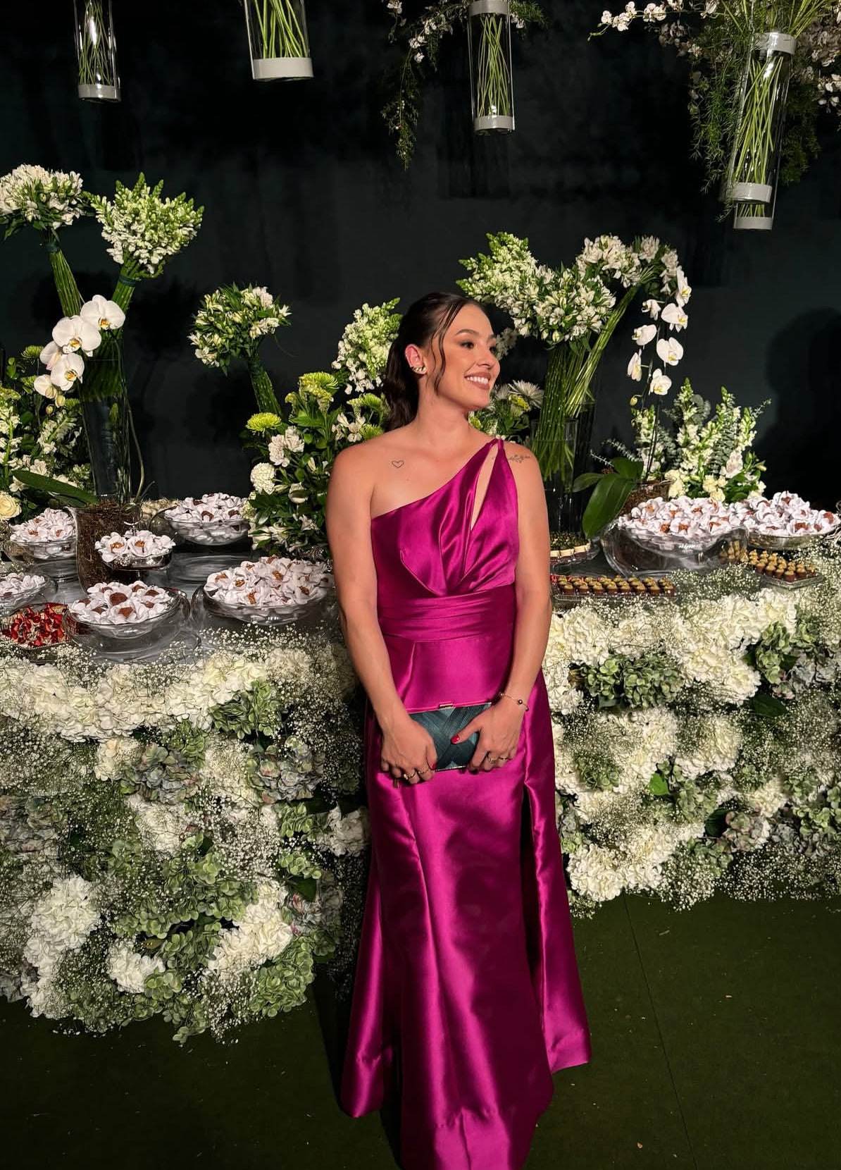 Robe de soirée sirène asymétrique en satin J7184