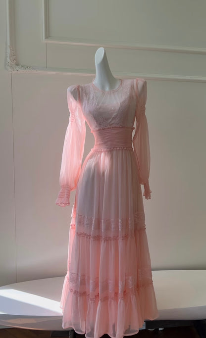 Robe de bal trapèze rose à manches longues en mousseline de soie J7259