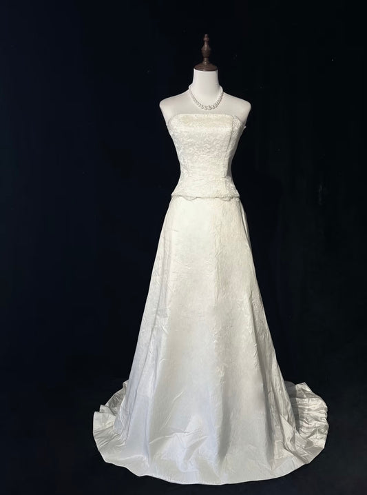 Robe de mariée sirène blanche bustier en satin J7980