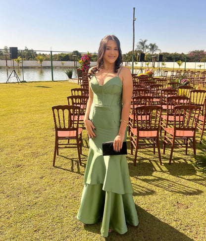 Robe de soirée longue verte style sirène à bretelles spaghetti J7781