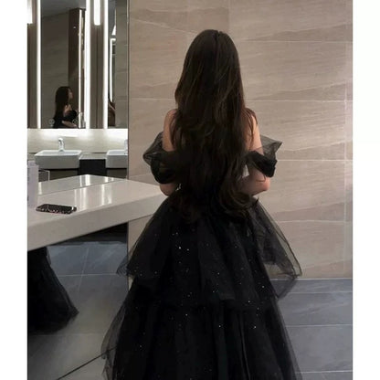 Robe de bal longue noire à épaules dénudées et coupe trapèze en tulle, tenue de soirée formelle J8421