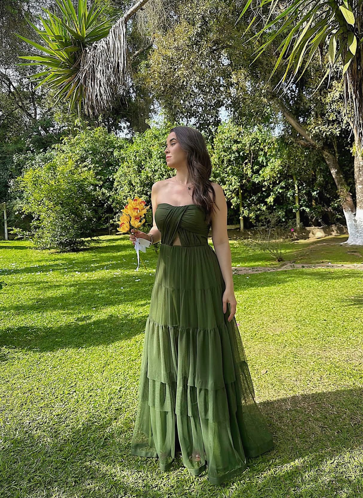 Robe de mariée bustier coupe trapèze verte en mousseline de soie, robe de bal J7759