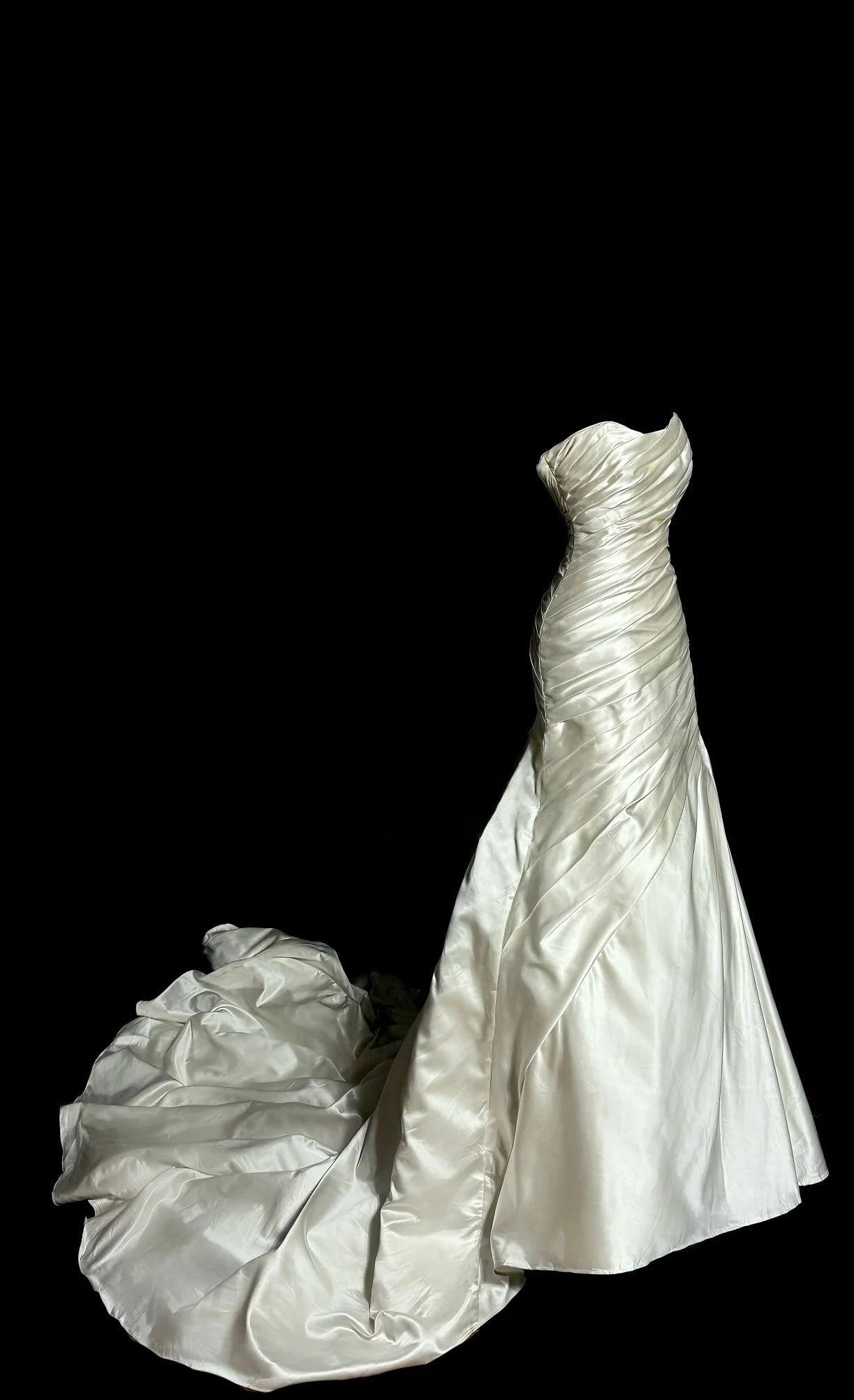 Strapless Mermaid Satin Wedding Dress Elegant Bridal Dress J7989