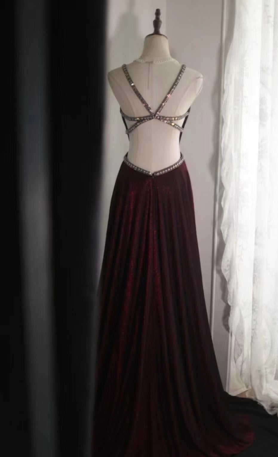 Robe de soirée fourreau noire sexy longue avec fente J8826