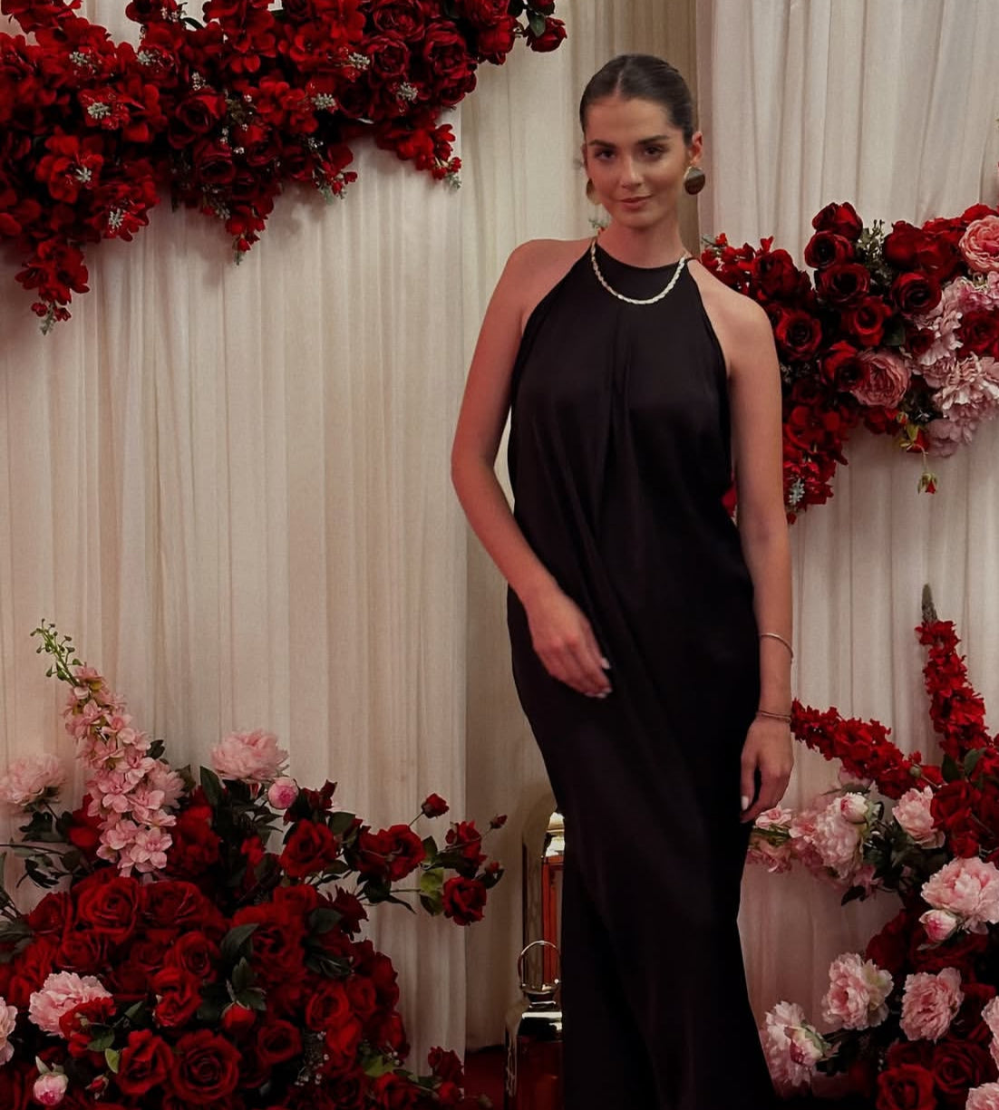 Schwarzes Etuikleid, rückenfreies Abendkleid J7821