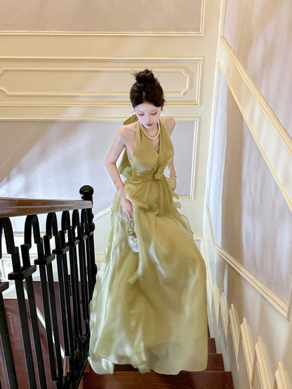 Neckholder A-Linie Grünes Ballkleid mit Rüschen Formales Partykleid J7298