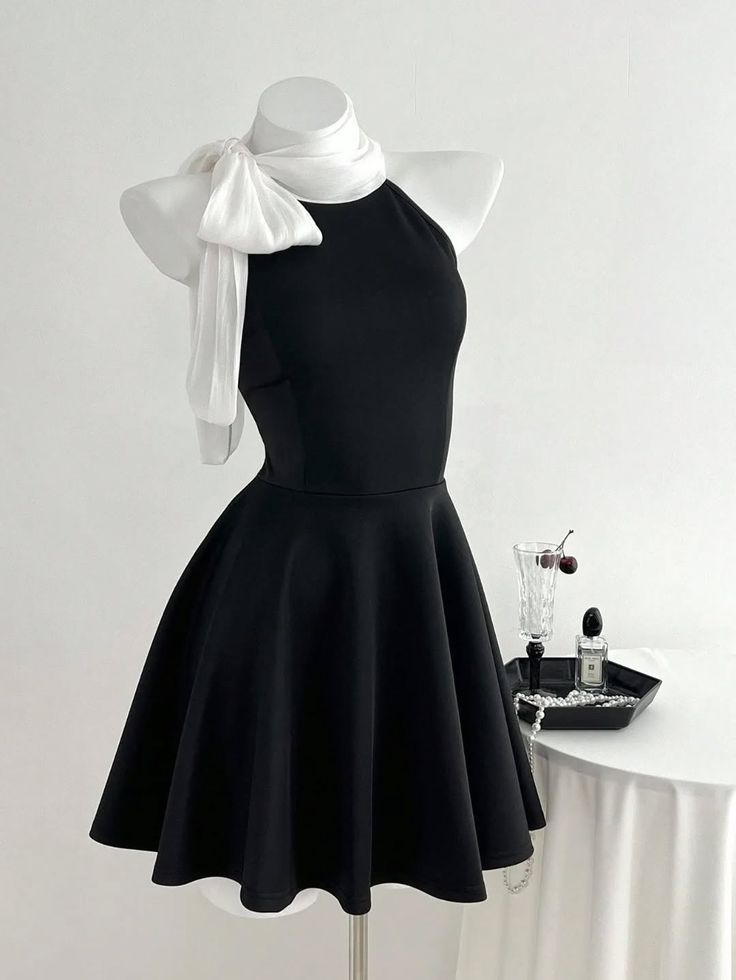 Trägerloses silbernes Vintage-Abendkleid, A-Linie, Geburtstagskleid J9370