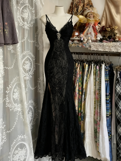 Robe de bal vintage en dentelle bordeaux à col en V et manches longues, style sirène, tenue de soirée, d'anniversaire, J3677