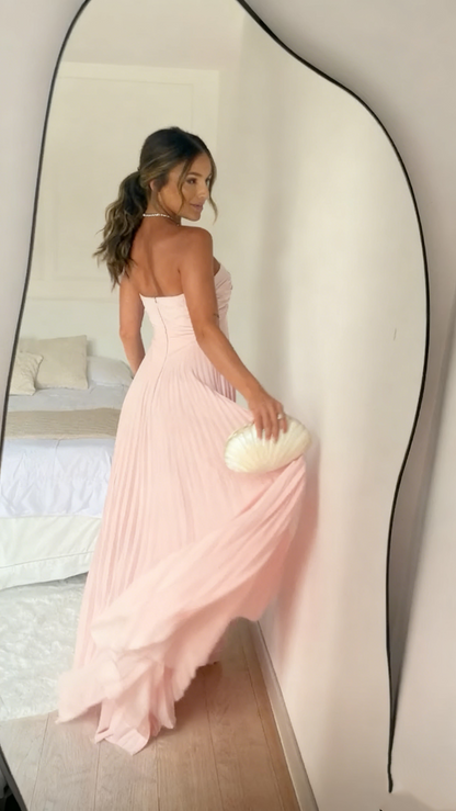 Robe de soirée longue en mousseline de soie rose clair sans bretelles J3987