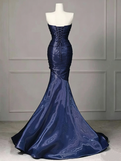 Robe de soirée longue sirène bleu marine à col en cœur J5027