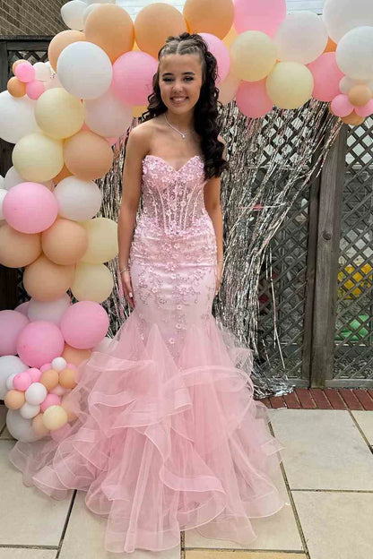 Robe de bal longue rose sans bretelles avec volants et appliques style sirène J5304