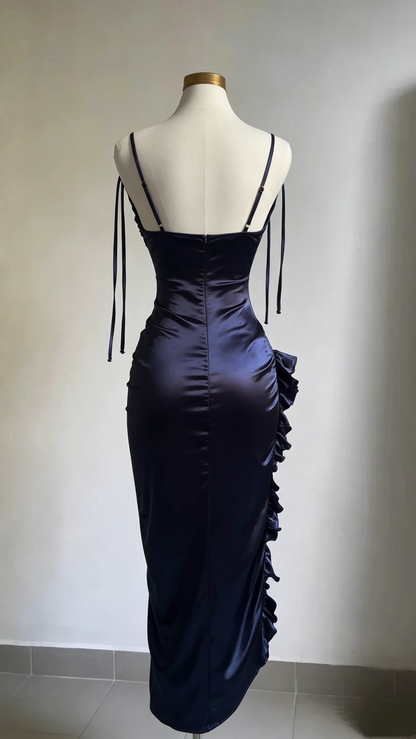 Robe de bal fourreau en satin bleu à bretelles spaghetti J5670 