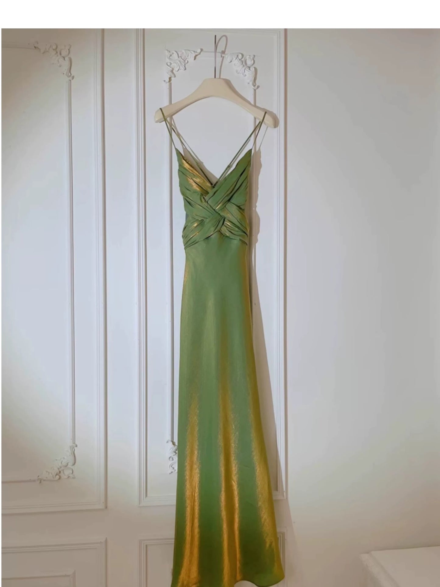 Spaghettiträger Elfenbein Ballkleid Meerjungfrau Geburtstagskleid J6524
