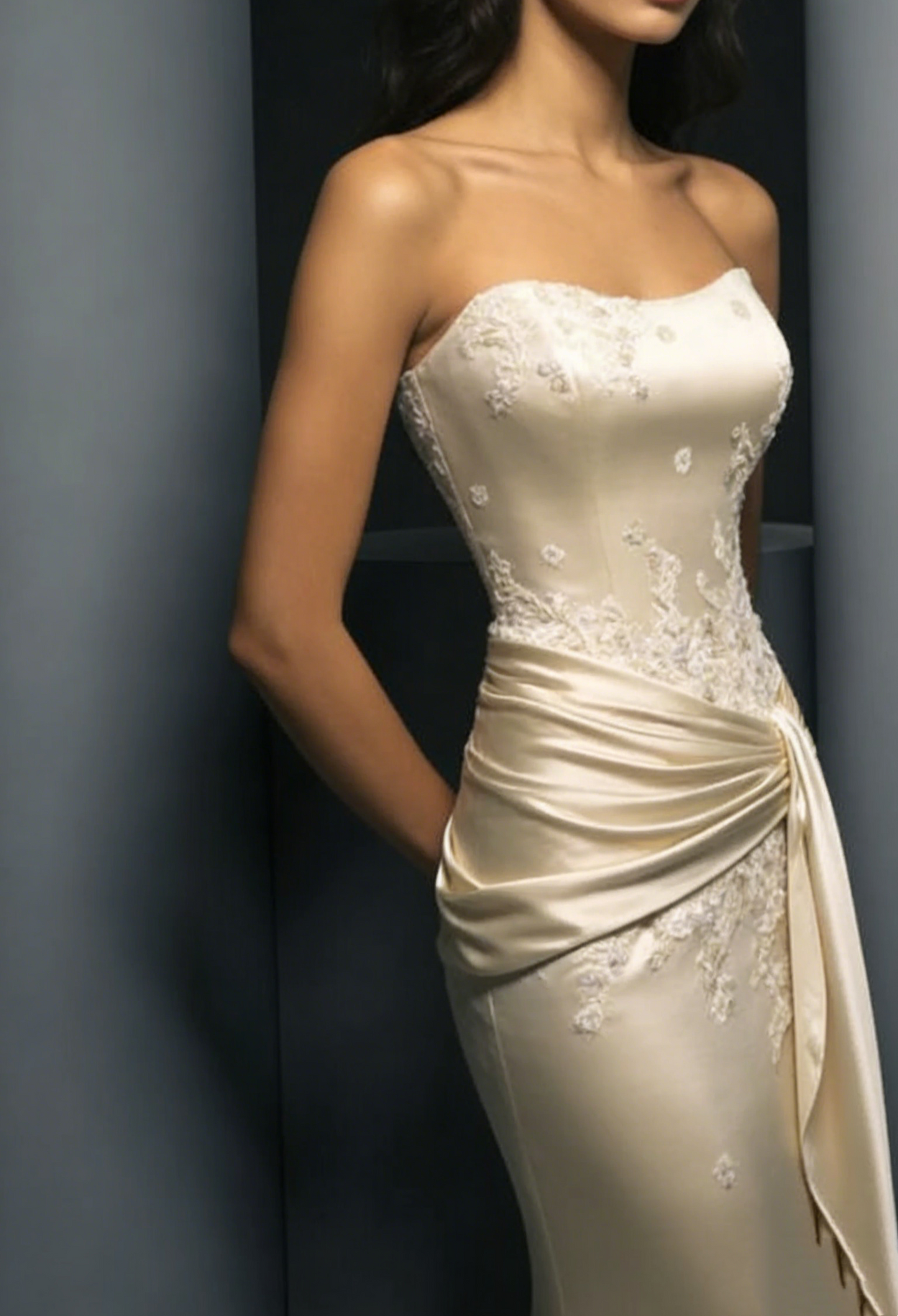 Satin Meerjungfrau Abendkleid mit Applikationen Formelles Abendkleid J6742