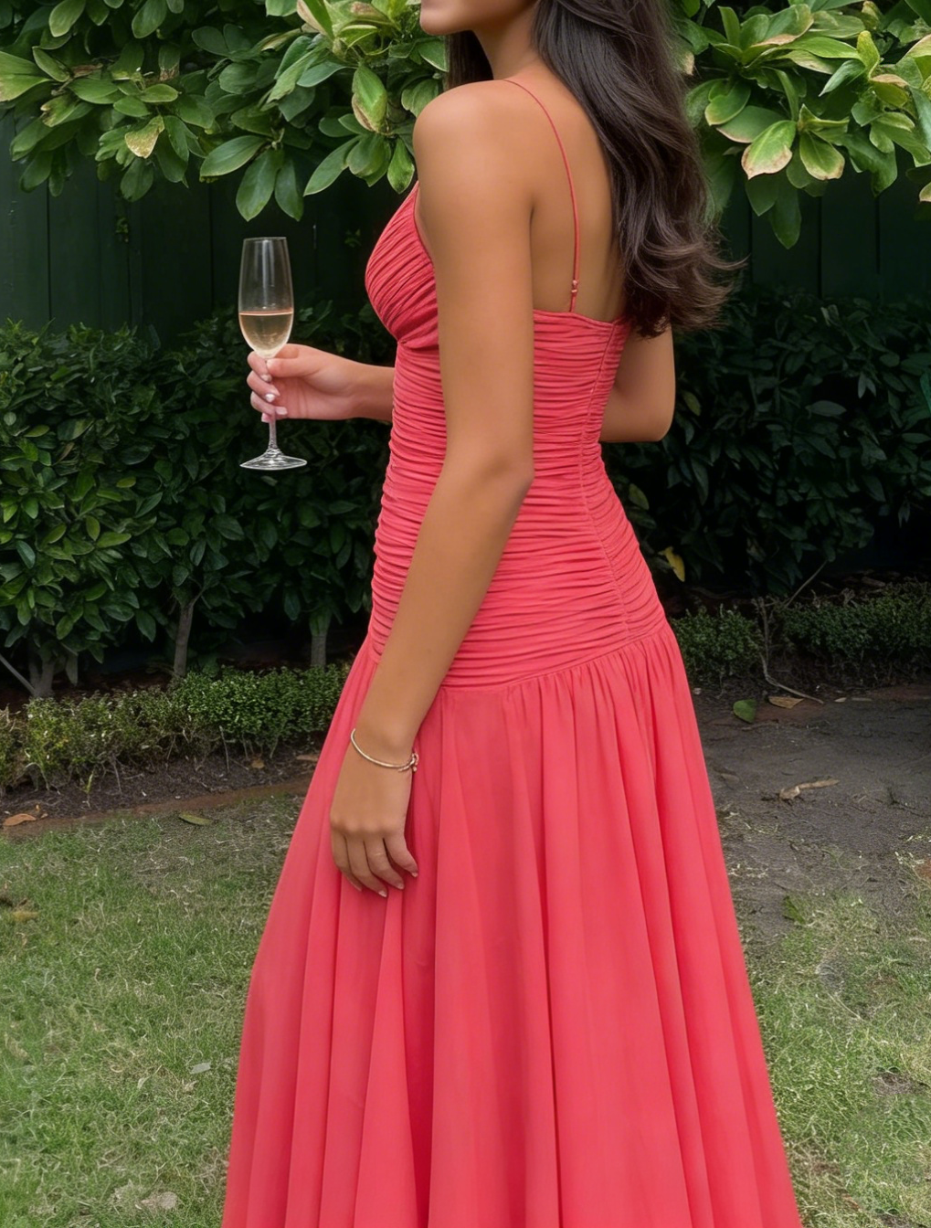 Spaghettiträger Rotes Chiffon-Ballkleid Hochzeitsgastkleid J6929