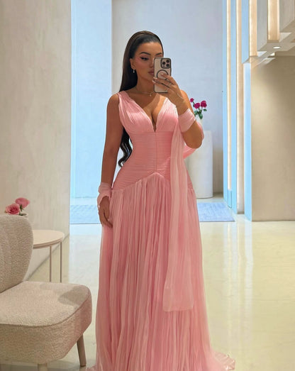Robe de bal longue rose à col en V et coupe trapèze J8030