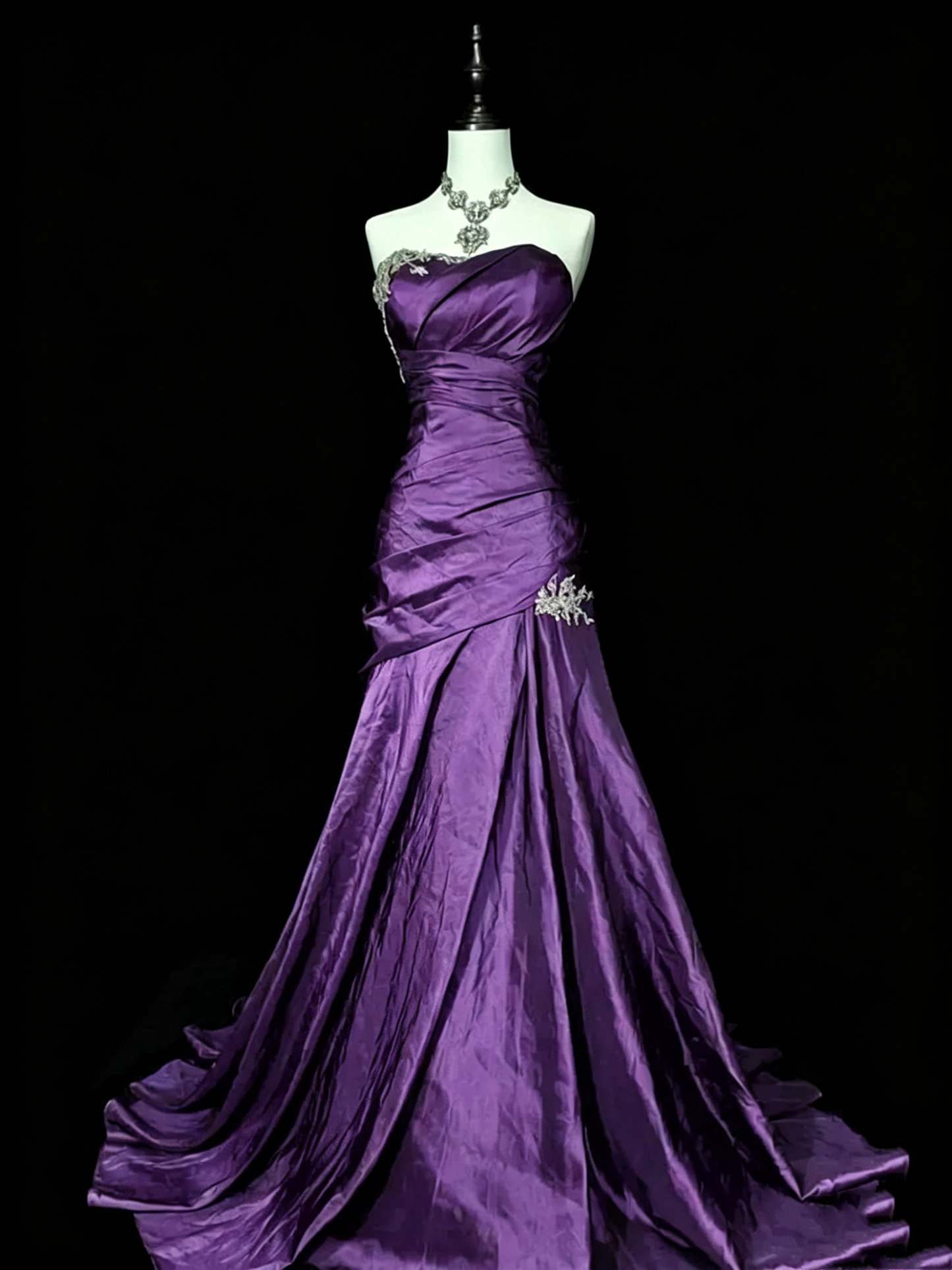 Lila Meerjungfrau Sweetheart Langes Abendkleid Trägerloses Ballkleid J8334