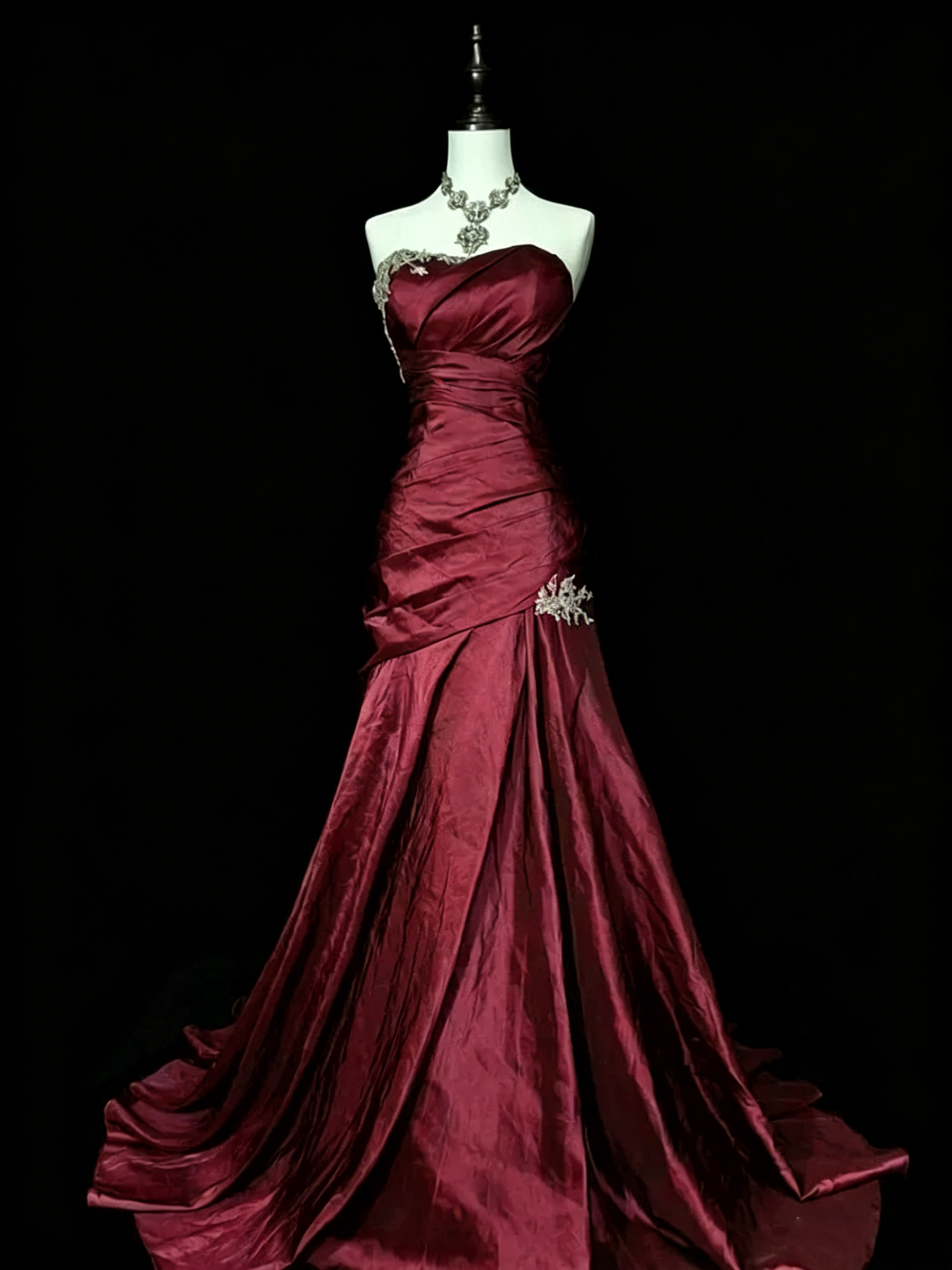 Lila Meerjungfrau Sweetheart Langes Abendkleid Trägerloses Ballkleid J8334