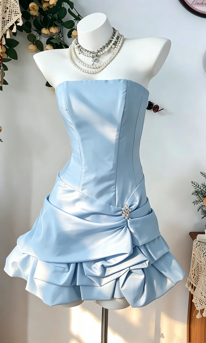 Robe de bal courte bustier coupe trapèze verte J8413