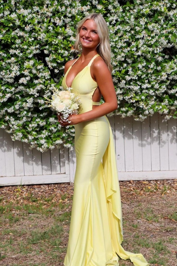 Robe de soirée fourreau noire sexy longue avec fente J8826