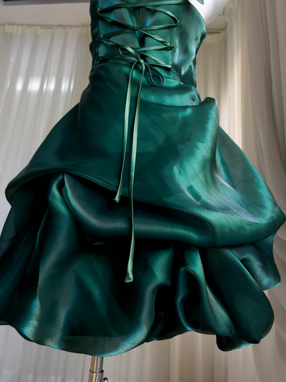 Halter Emerald Green Short Prom Dress Party Dress Homecoming Dress J8928