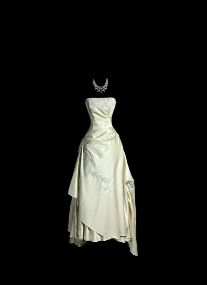 Elegant A Line Satin Wedding Dress Applique Wedding Gown For Bridal J8934