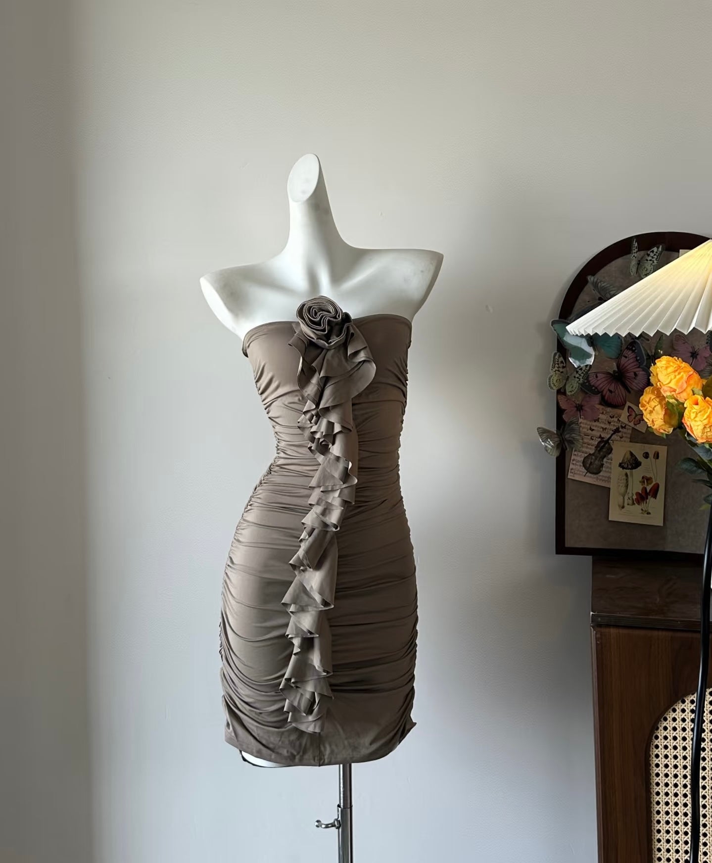 Robe de soirée fourreau noire sexy longue avec fente J8826