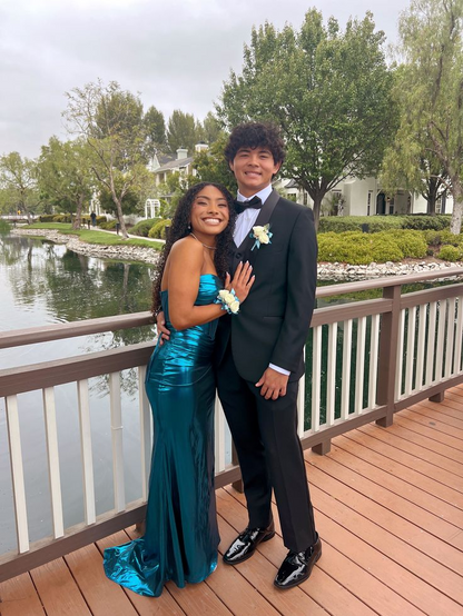 Robe de soirée fourreau noire sexy longue avec fente J8826